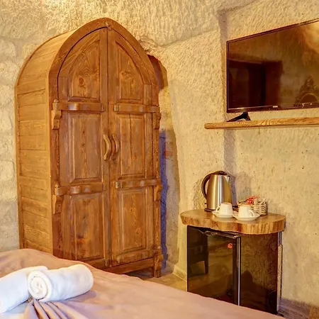 Efendi Cave فندق