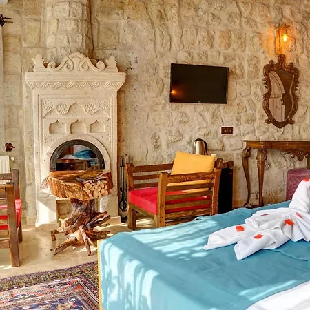 Efendi Cave فندق أوروغوبْ